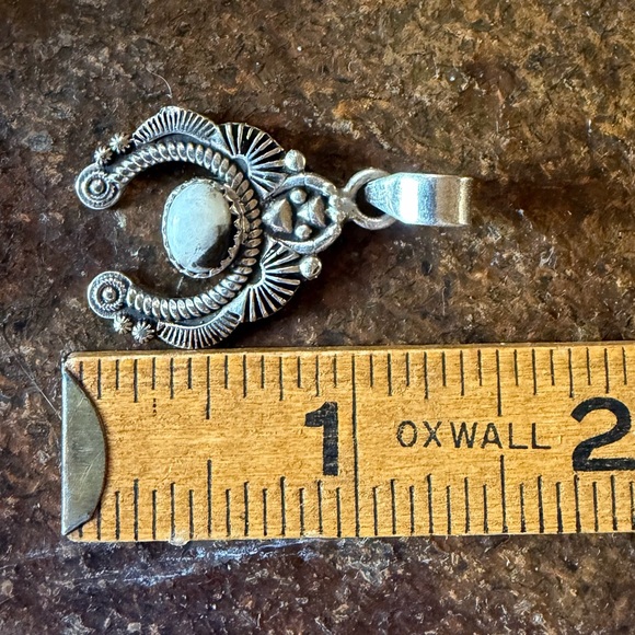 Naja style white Buffalo turquoise pendant sterling silver - Picture 3 of 6